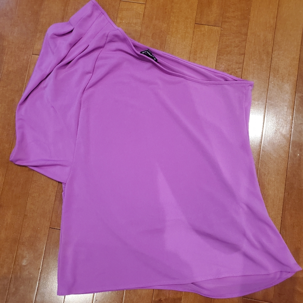One shoulder purple top